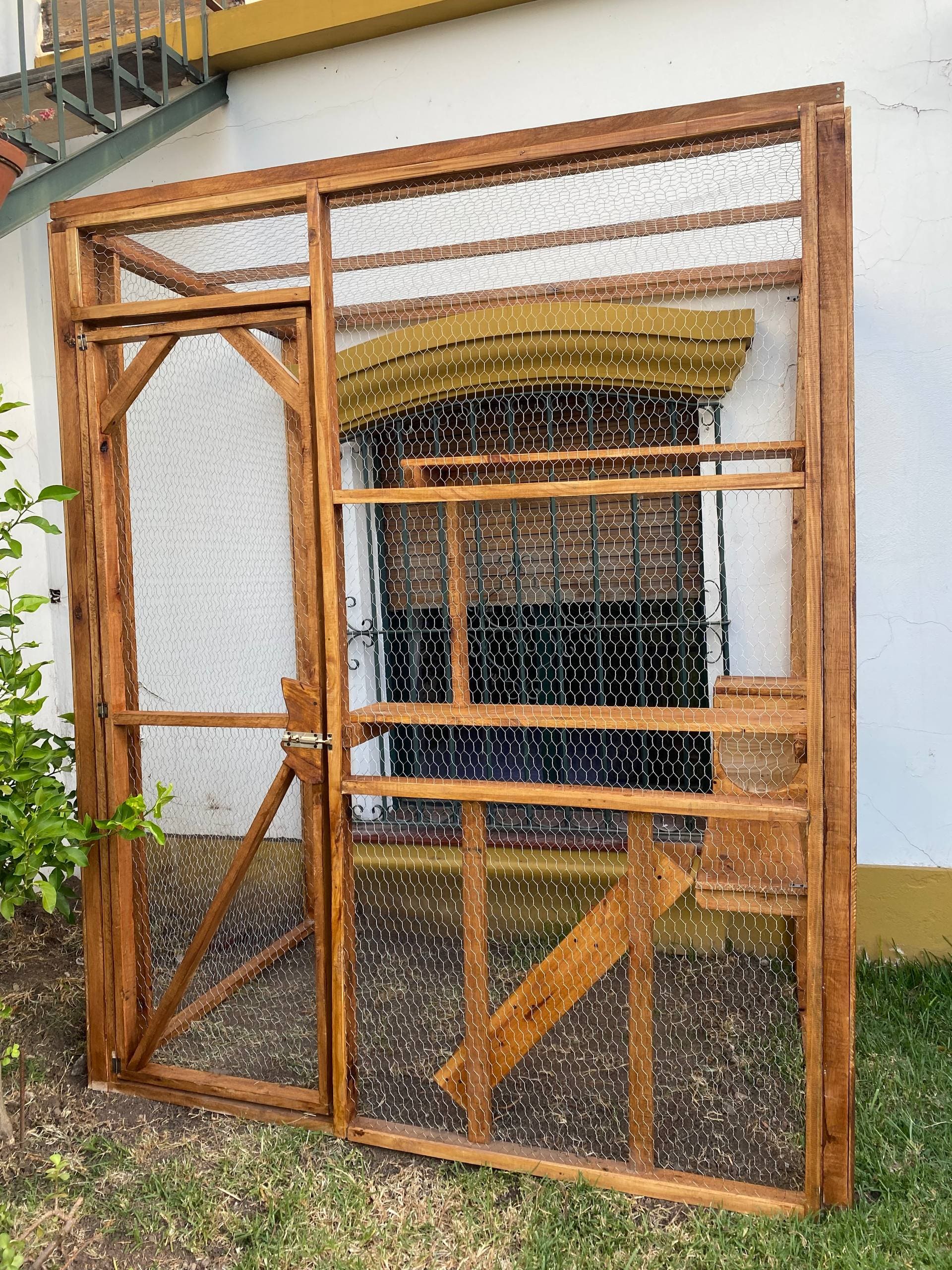 Proyecto de carpintería para mascotas 25